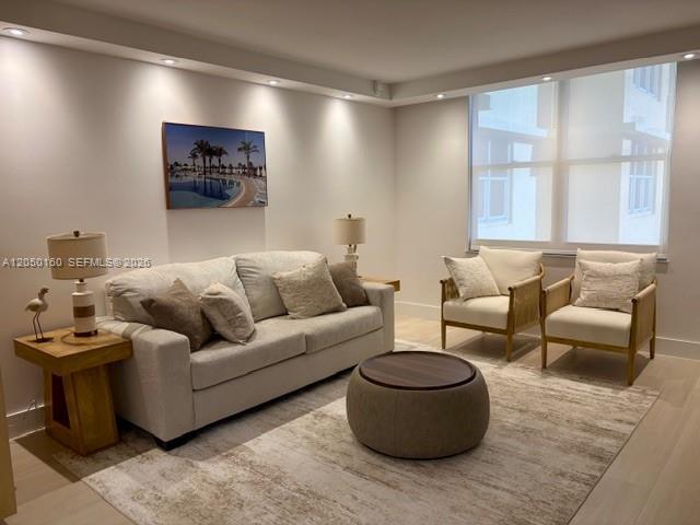 Foto del edificio - 2501 S Ocean Dr