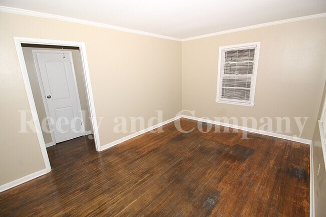 Building Photo - 3568 Venable Rd