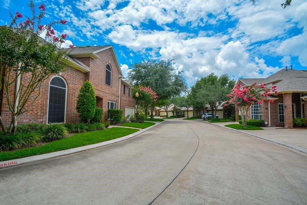 Foto principal - 4210 Greystone Way