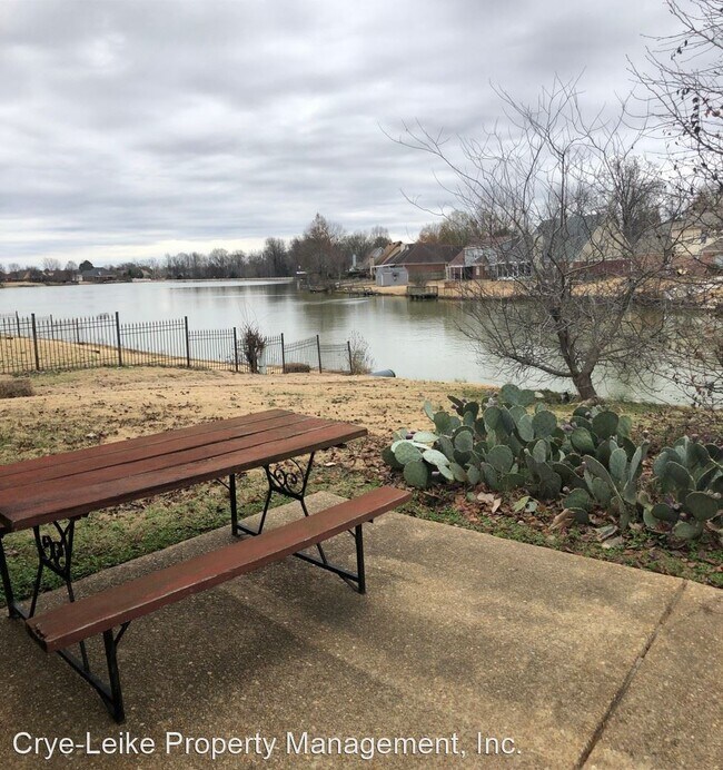 Building Photo - 3 br, 2 bath House - 9237 Lakeshore Dr