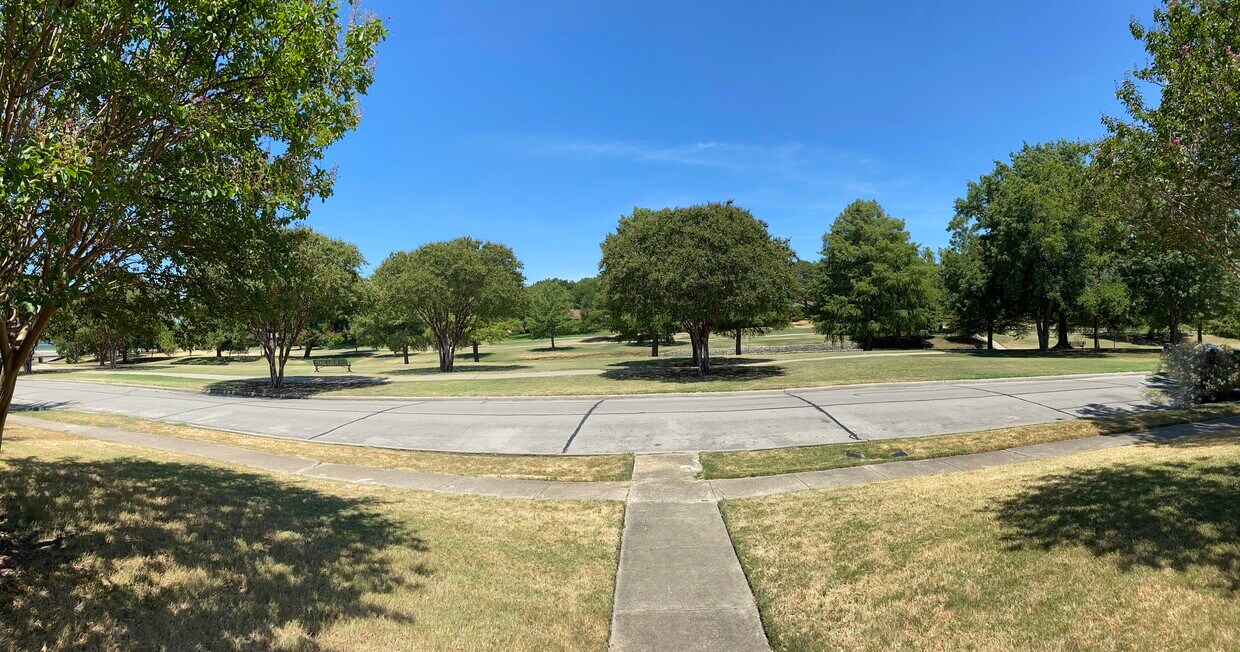 2736 Golfing Green Dr, Farmers Branch, TX 75234 Townhome Rentals in