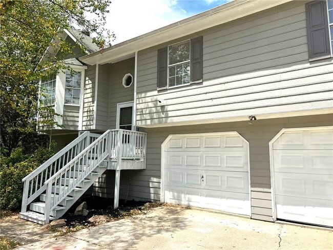 Building Photo - 2868 Rocky Pointe Way