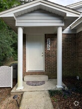 Building Photo - 2470 Wyatt St