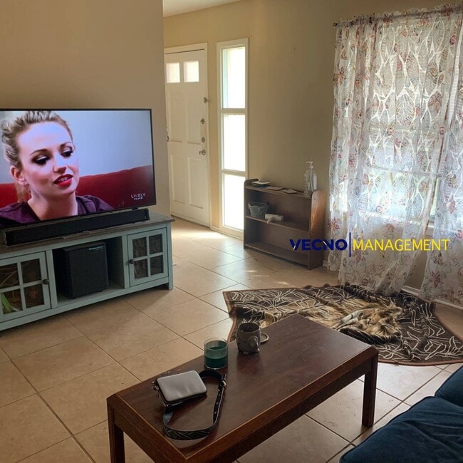 Building Photo - 701 Aviation Ave