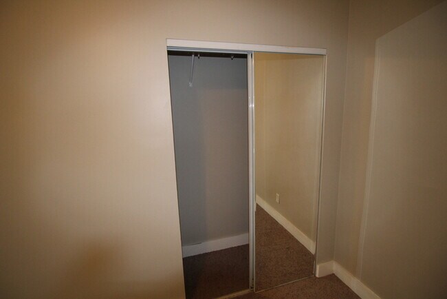 Building Photo - Nice 1 bed room house