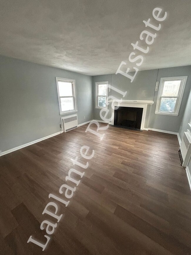 Foto del edificio - Cozy 2-Bed Home in Toledo