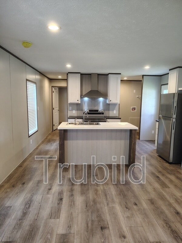 Foto del edificio - 8 Club Cir