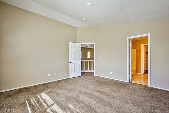Building Photo - 6341 Rubylyn Ave