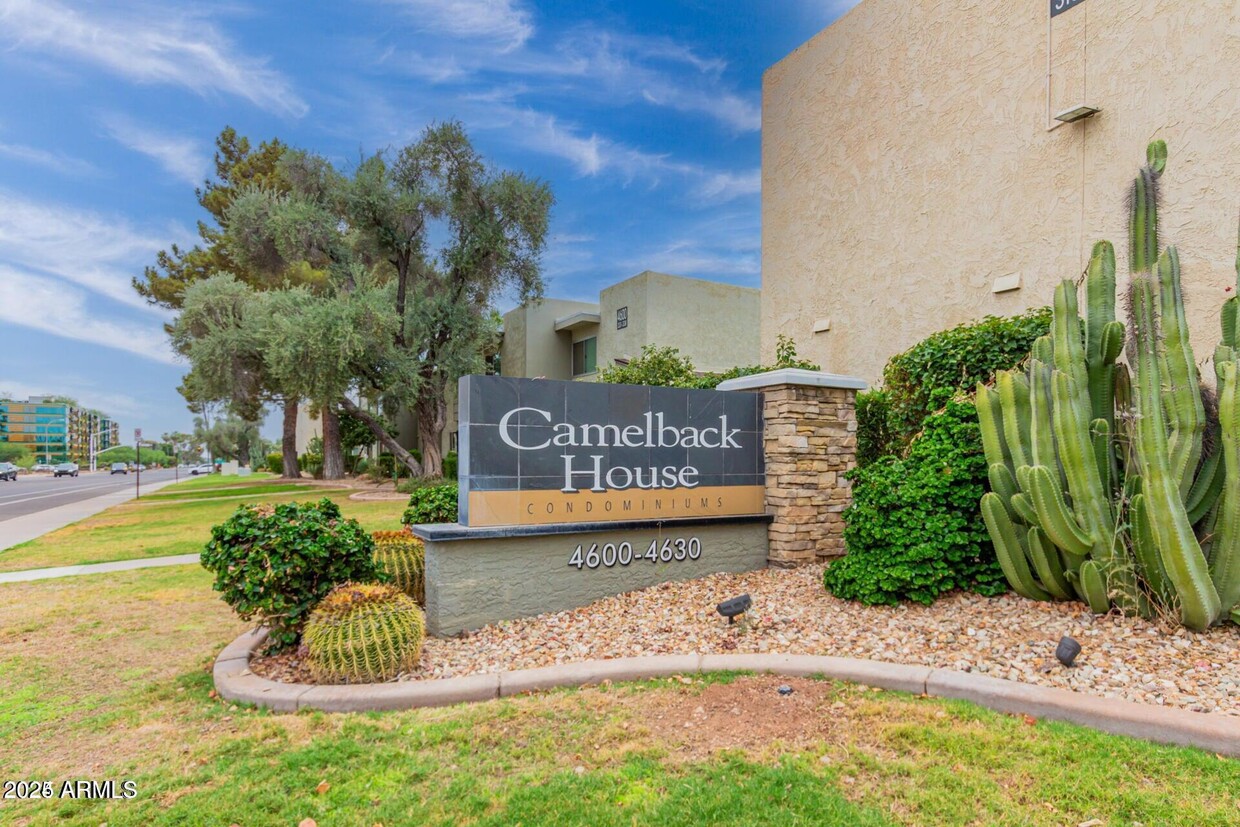 Foto principal - 4610 N 68th St