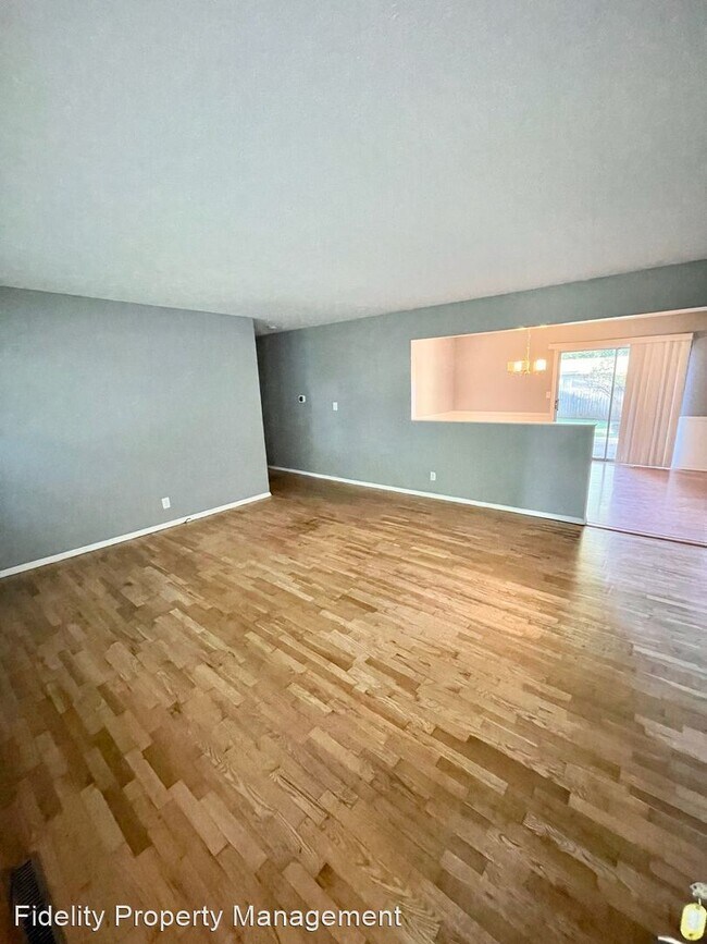 Foto del edificio - 3 br, 1 bath House - 1211 E Rosebrier