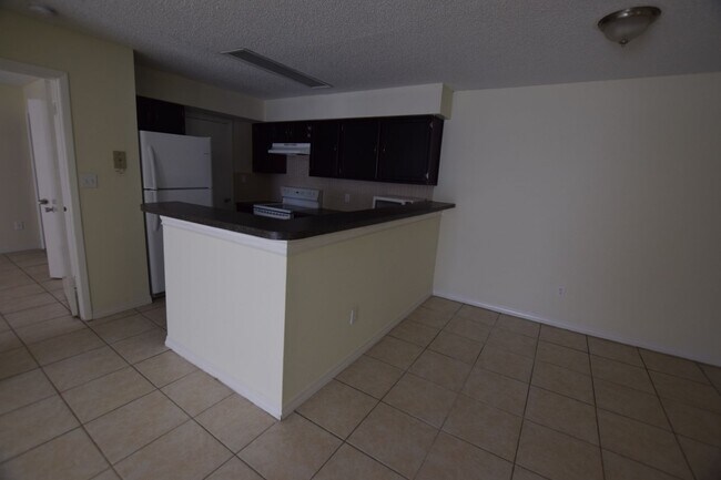 Foto del edificio - 2 Bedroom, 2 Bath Condo at 4627 Cason Cove...