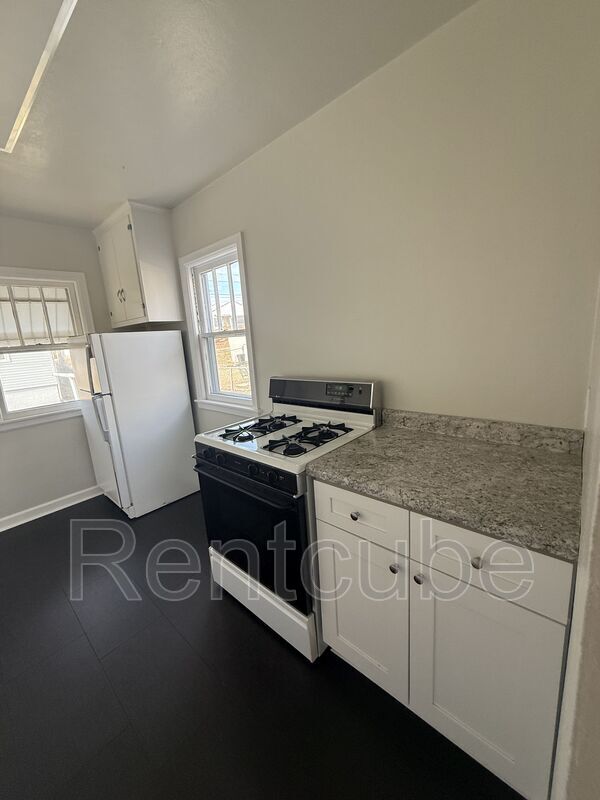 Foto del edificio - 3025 Windsor Ave