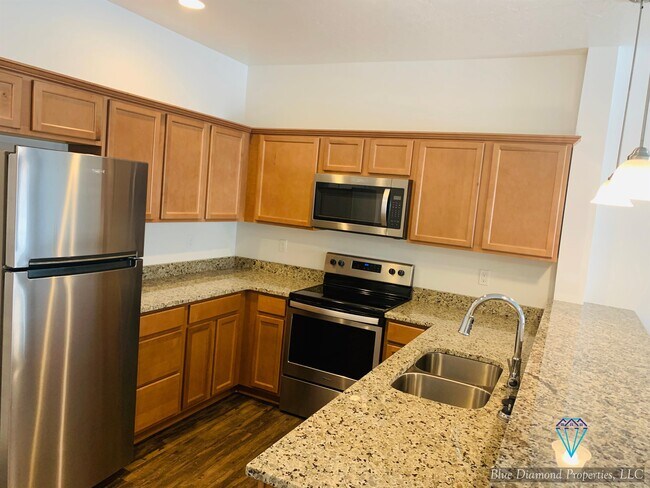 Building Photo - 11213 W Gabrielle Dr
