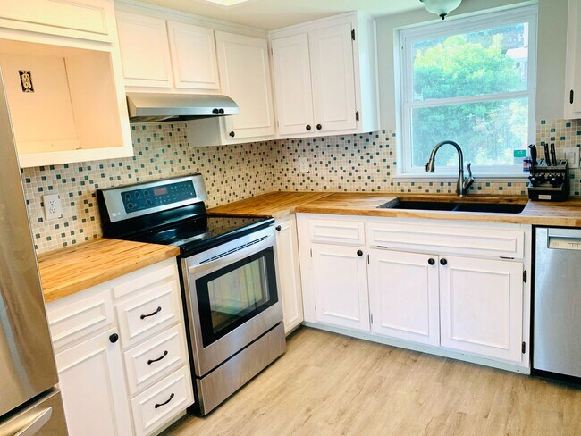Foto del edificio - 18530 52nd Ave W