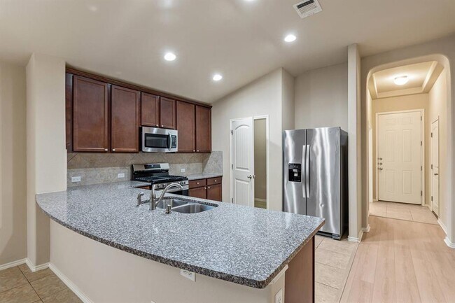 Building Photo - 180 Fletcher Bend