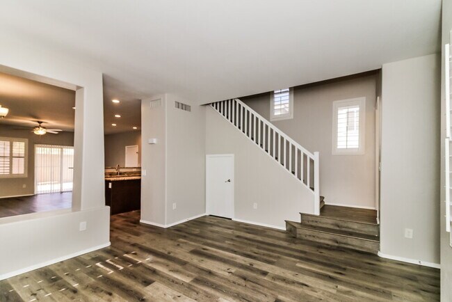 Foto del edificio - 2042 S 87th St