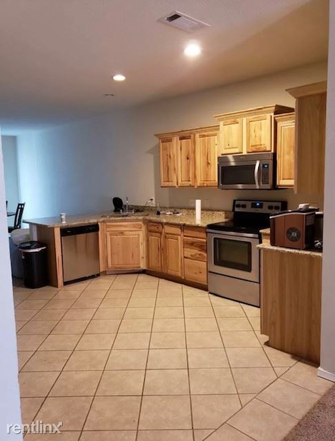 Foto del edificio - 3 br, 2 bath Townhome - 4713 Harvard Avenue