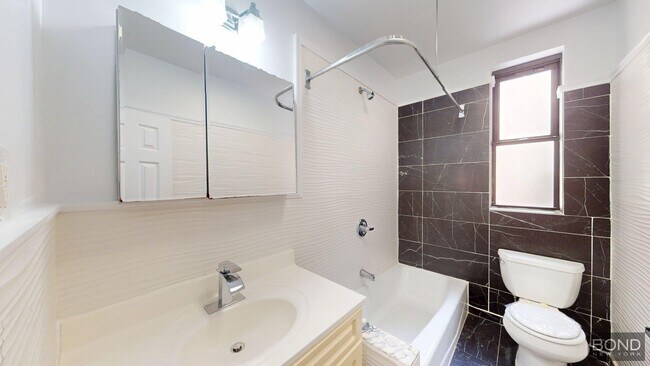 Foto del edificio - 605 W 170th St
