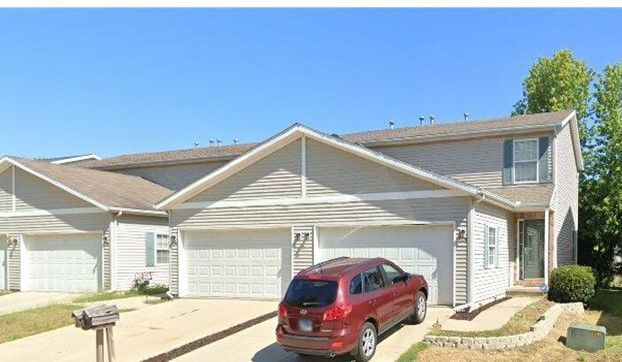 Primary Photo - 208 Parktrail Rd