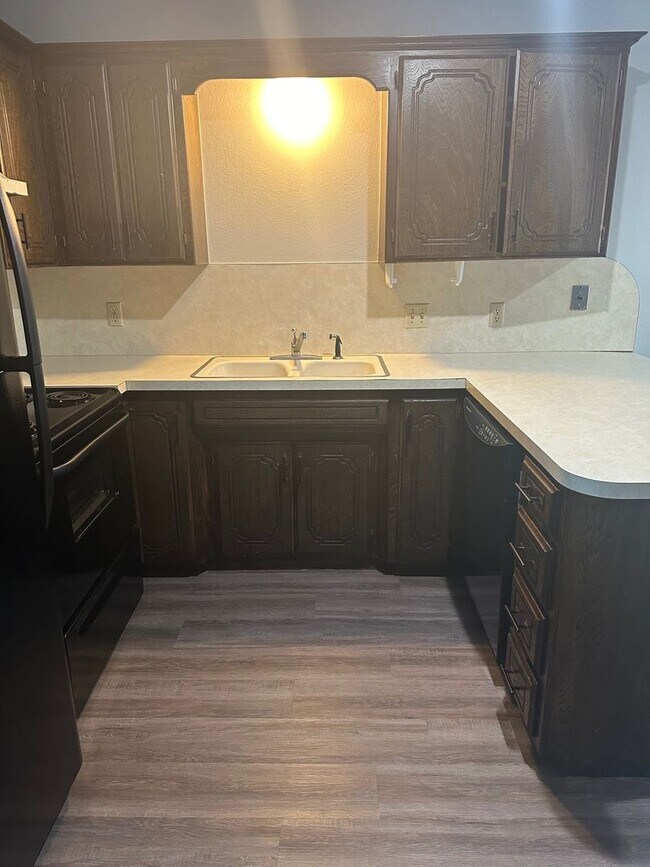 Foto del edificio - 2309 Lynn Ln