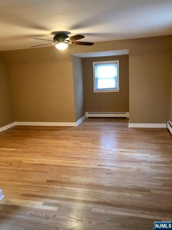 Foto principal - 105-107-107 Canterbury Ave