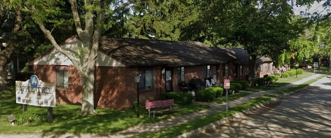Building Photo - 385 Bernard Rd