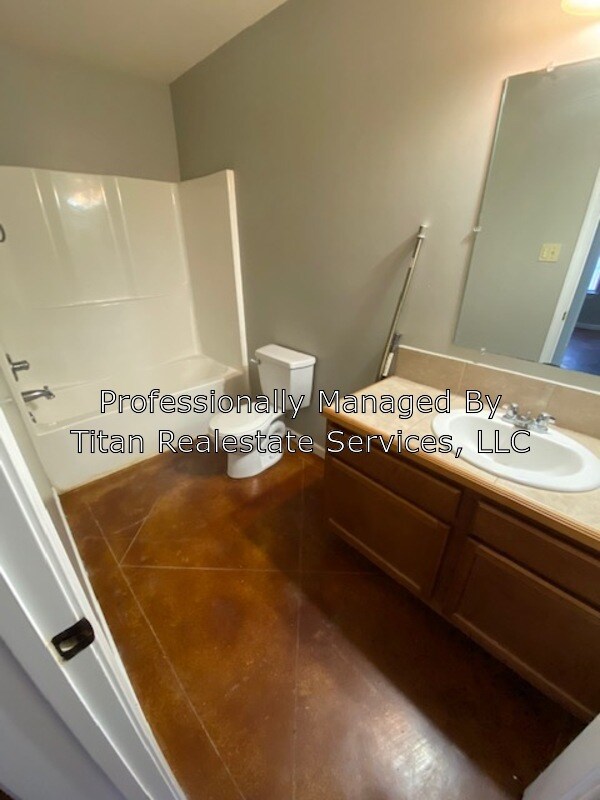 Building Photo - 308 S Landry Dr