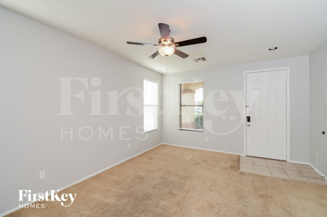 Foto del edificio - 16430 W Prickly Pear Trail