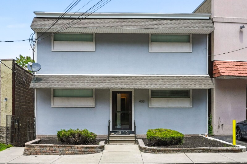 Foto principal - 400 Perrysville Ave