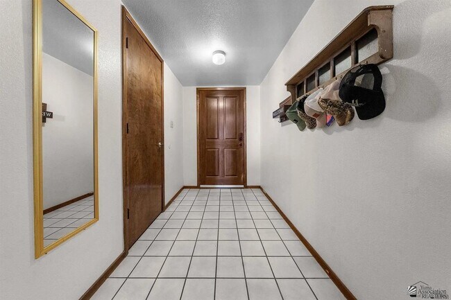 Foto del edificio - 3431 E Cecelia Ln