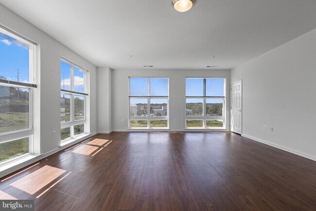 Foto del edificio - 45 Creekside Ln