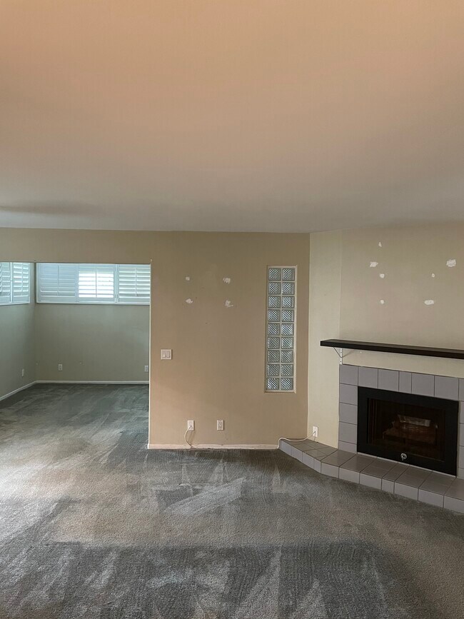 3003 Harbor Blvd Unit 3003, Oxnard, CA 93035 Condo for Rent in Oxnard