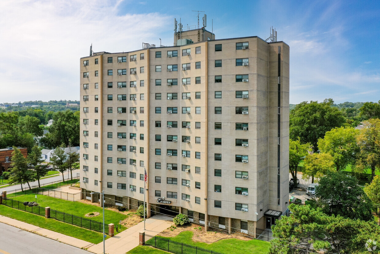 Foto principal - Evans Tower