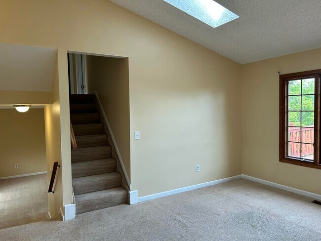 Foto del edificio - 45700 Scott St