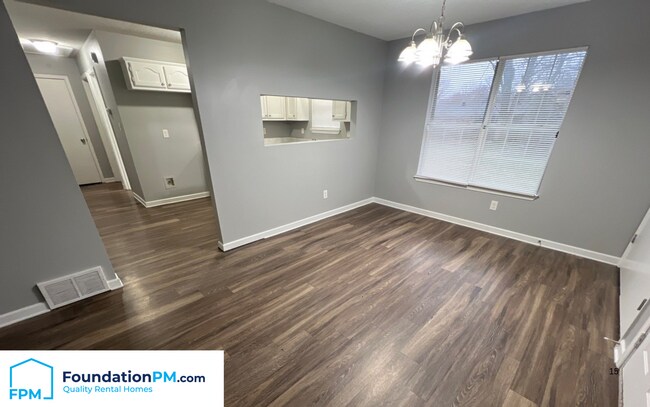 Building Photo - 5059 Carterville Pl