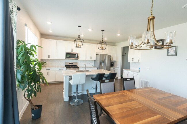 Foto del edificio - 13534 Tree Sparrow Ln