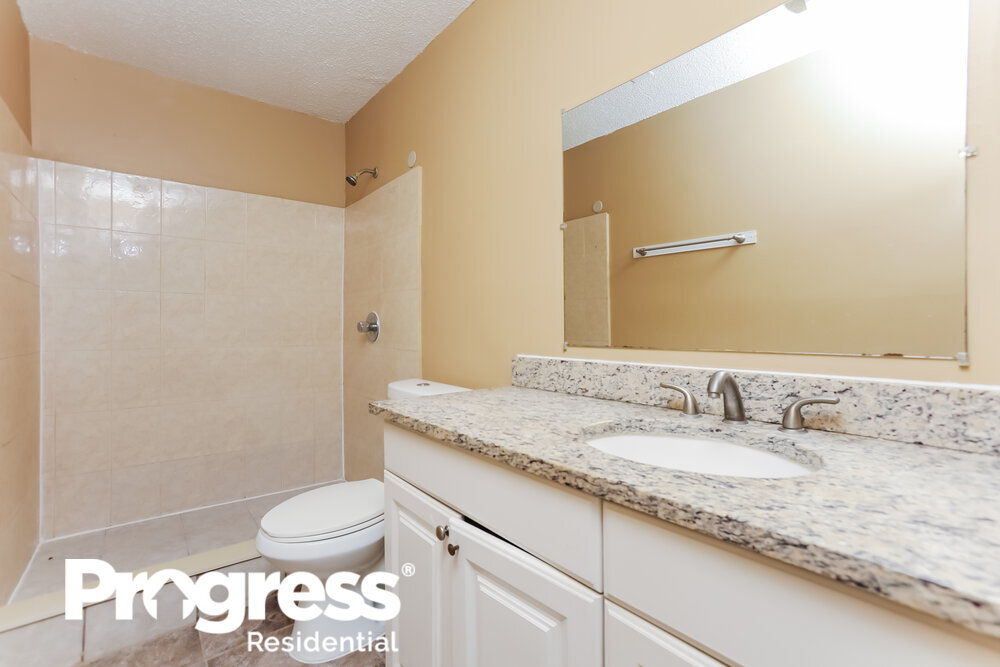 Foto del edificio - 5343 Broken Pine Cir