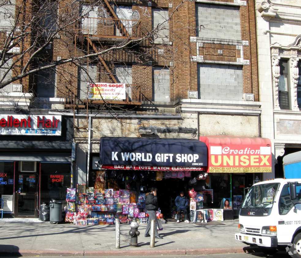 Street Retail - 2395-2399 Grand Concourse