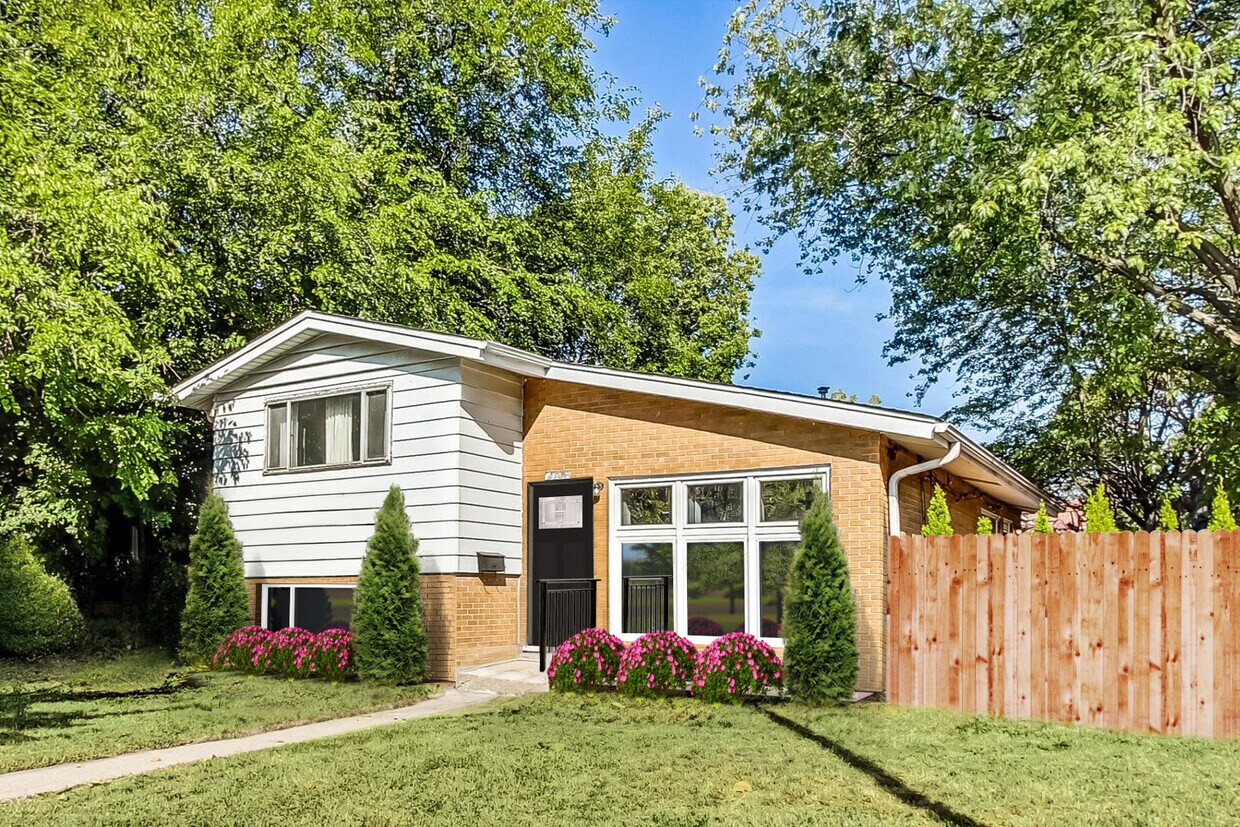 Foto principal - 2101 Emerson St