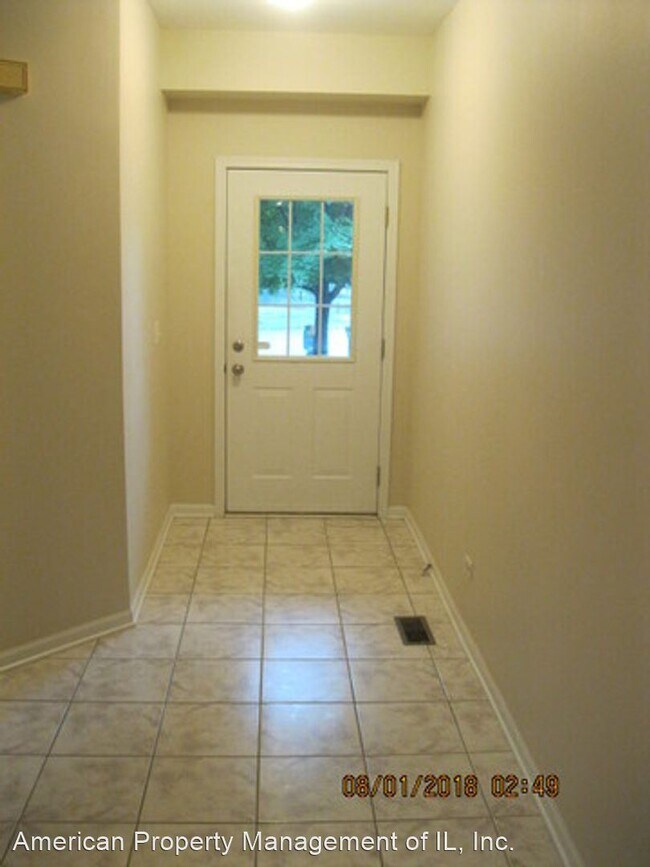 Foto del edificio - 2 br, 3.5 bath House - 2194 Yale Circle