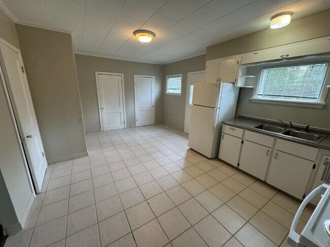 Foto del edificio - 2-Bedroom Home, Errol Heights, Gardners Welcome!