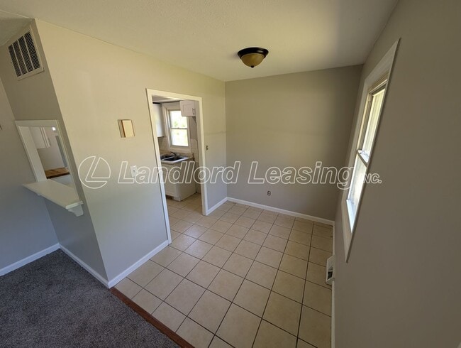 Building Photo - 4252 Belle Ave