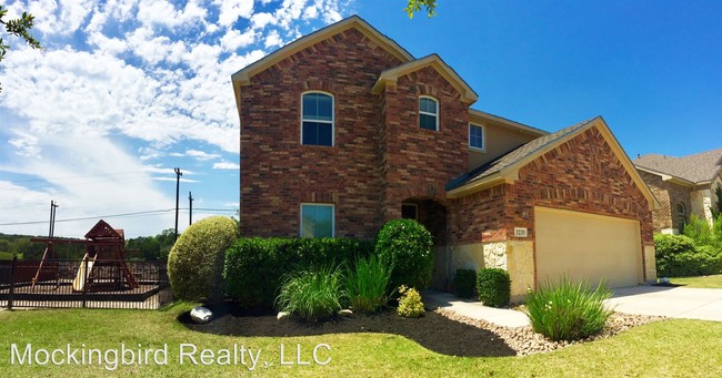 Building Photo - 4 br, 3.5 bath House - 3235 Highline Trail