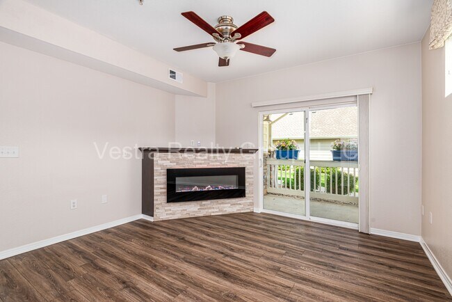 Foto del edificio - 9335 Amison Cir
