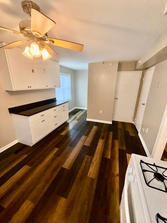 Foto del edificio - 3211 St Lukes Ln