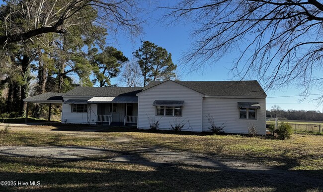 Building Photo - 5970 US-17
