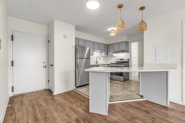 Foto del edificio - 115 Short Beach Rd