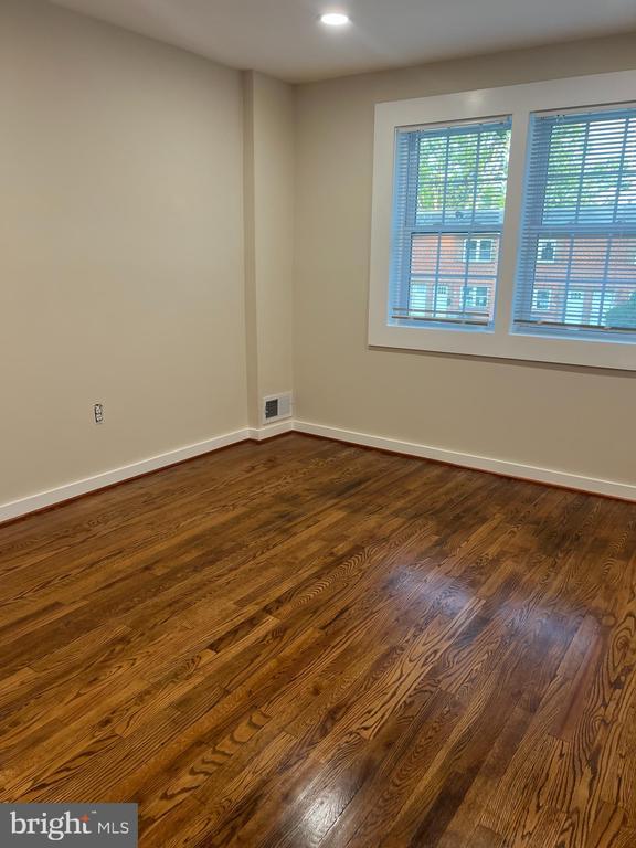 Foto del edificio - 9020 Merrimack Dr