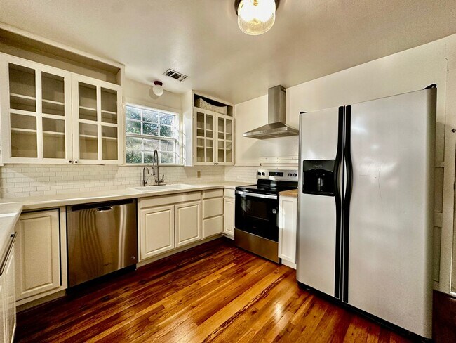 Foto del edificio - Cozy 2/1 Home