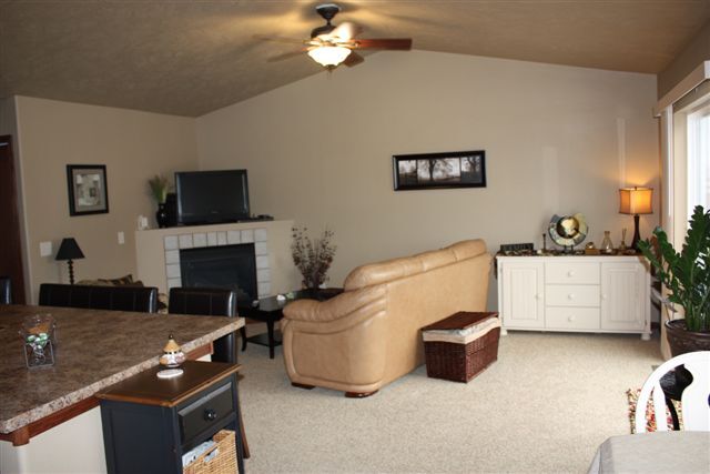open floor plan - 3501 W Ralph Rogers Rd